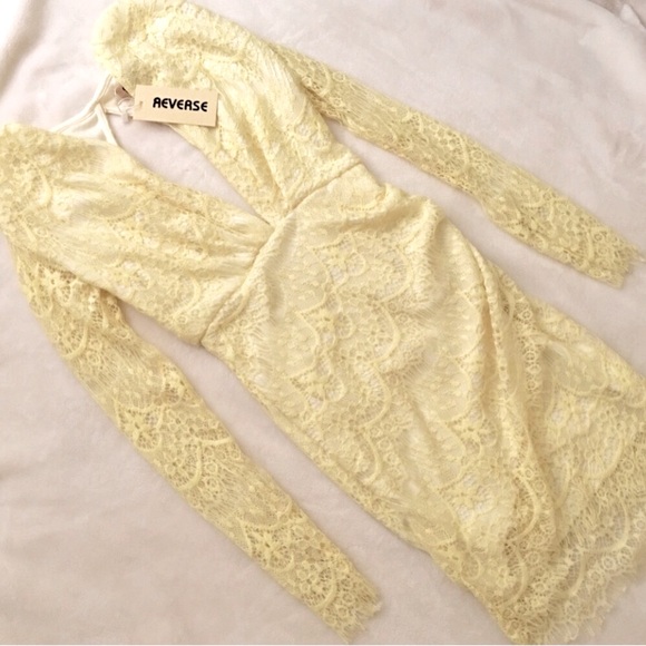 Reverse Yellow open back, plunging neckline lace short dress. NEW RE $69⚡️sale - Picture 5 of 15